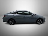Used 2023 Hyundai Elantra Limited image 4