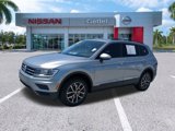 Used 2019 Volkswagen Tiguan SE w/ Panoramic Sunroof Package image 2