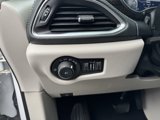 Used 2023 Chrysler Pacifica Limited image 4