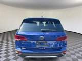 Certified 2022 Volkswagen Taos SE image 4