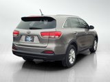 Used 2017 Kia Sorento LX image 5