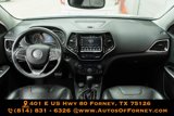 Used 2019 Jeep Cherokee Limited image 2