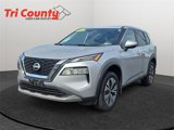 Used 2022 Nissan Rogue SV image 3