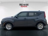 Used 2021 Kia Soul S image 2