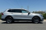 Used 2024 Volkswagen Tiguan SE image 3