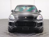 Used 2017 Porsche Cayenne image 2