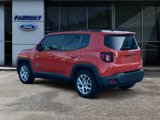 Used 2015 Jeep Renegade Latitude w/ Popular Equipment Group image 4
