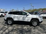 Used 2017 Jeep Cherokee Latitude w/ Comfort/Convenience Group image 4