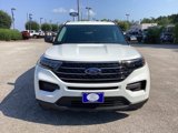 Used 2022 Ford Explorer XLT image 2