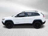 Used 2019 Jeep Cherokee Trailhawk w/ Cold Weather Group image 4