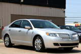 Used 2011 Lincoln MKZ image 4