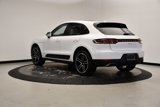 Certified 2021 Porsche Macan image 3