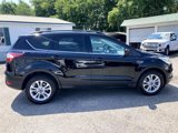 Used 2017 Ford Escape SE w/ Equipment Group 201A image 2