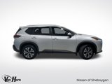 Used 2022 Nissan Rogue SV w/ SV Premium Package image 2