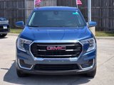 Used 2024 GMC Terrain SLE image 2