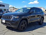 Used 2020 Jeep Grand Cherokee Laredo image 3