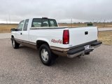 Used 1997 Chevrolet Silverado 1500 4x4 Extended Cab w/ Preferred Equipment Group 2 image 3