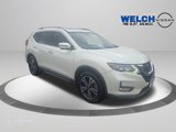 Used 2017 Nissan Rogue SL w/ SL Premium Package image 4