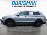 Used 2022 Volkswagen Tiguan SE image 3