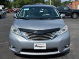 Used 2013 Toyota Sienna XLE image 3