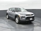 Used 2023 Chevrolet TrailBlazer LS image 2