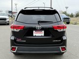 Used 2018 Toyota Highlander Limited Platinum image 4