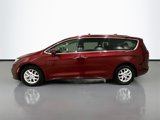 Used 2021 Chrysler Pacifica Touring-L image 4