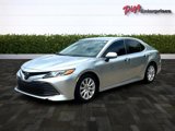 Used 2020 Toyota Camry LE image 5