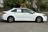 Used 2021 Toyota Corolla LE image 2