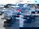 Used 2022 Ford Escape SE w/ SE Sport Appearance Package image 3