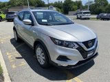 Used 2022 Nissan Rogue Sport SV image 2