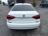 Used 2017 Volkswagen Passat 3.6 SEL Premium image 6