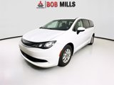 Used 2022 Chrysler Voyager LX image 3