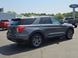 Certified 2022 Ford Explorer XLT w/ Equipment Group 202A image 3