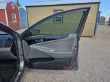 Used 2012 Hyundai Sonata Limited w/ Navigation Pkg image 4