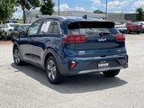 Used 2022 Kia Niro LXS image 5