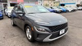 Used 2022 Hyundai Kona SE image 2