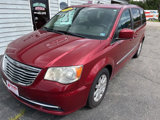 Used 2014 Chrysler Town & Country Touring image 2