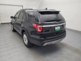 Used 2017 Ford Explorer XLT image 5