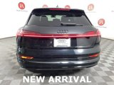 Used 2022 Audi e-tron Premium Plus image 6