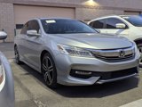 Used 2017 Honda Accord Touring image 3