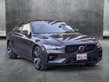 Certified 2025 Volvo S60 B5 Core image 3