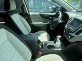 Used 2022 Chevrolet Equinox LS w/ LS Convenience Package image 5