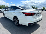 Used 2019 Nissan Altima 2.5 SR w/ SR Premium Package image 3