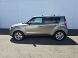 Used 2016 Kia Soul + image 2