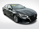 Used 2023 Nissan Altima 2.5 SV image 2