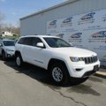 Certified 2020 Jeep Grand Cherokee Laredo image 2