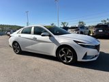Used 2021 Hyundai Elantra SEL w/ Convenience + Premium Package image 2