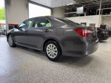 Used 2013 Toyota Camry LE image 3