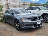 Used 2017 Volkswagen Jetta SE image 3